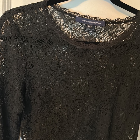 French connection black lace stretchy long sleeve top. Size 6 US - Picture 3 of 4